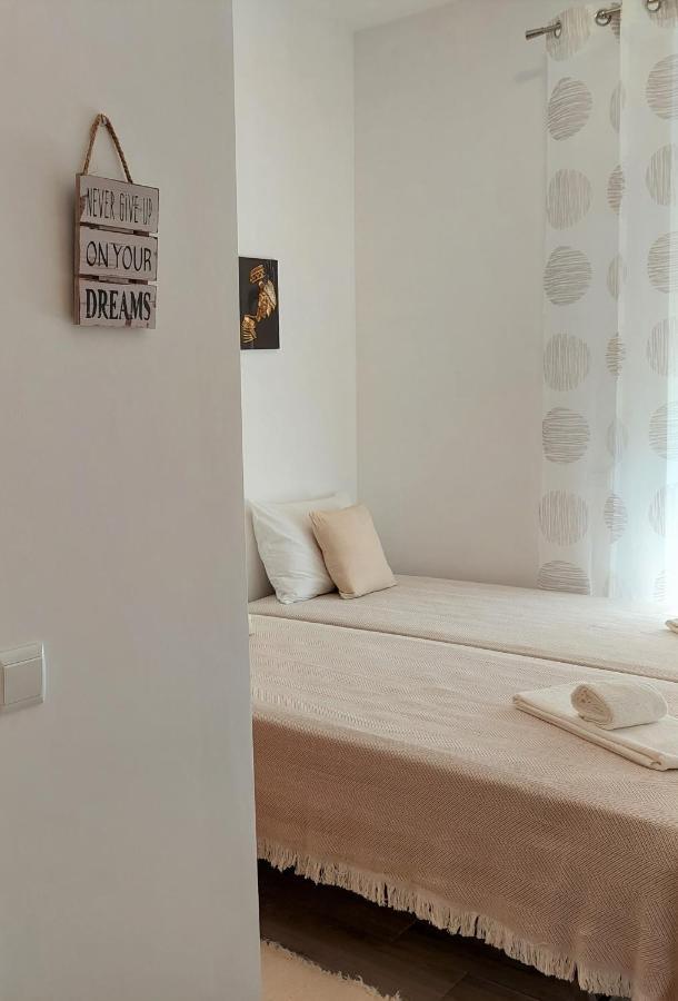 فارو Casa Amarela: Conforto E Localizacao Perfeita! المظهر الخارجي الصورة